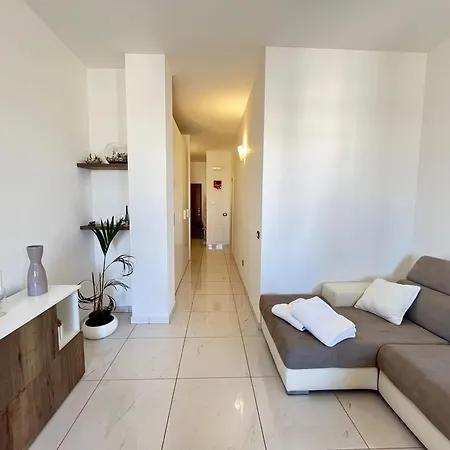 Big Wavesuite Apartment Gallipoli